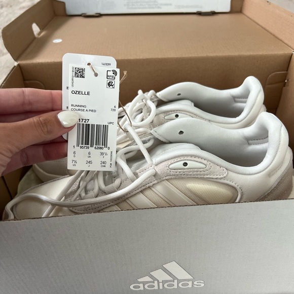 ADIDAS OZELLE SNEAKER | WOMEN'S SIZE 7 1/2 | off-white | never worn ⭐️ - Picture 2 of 7
